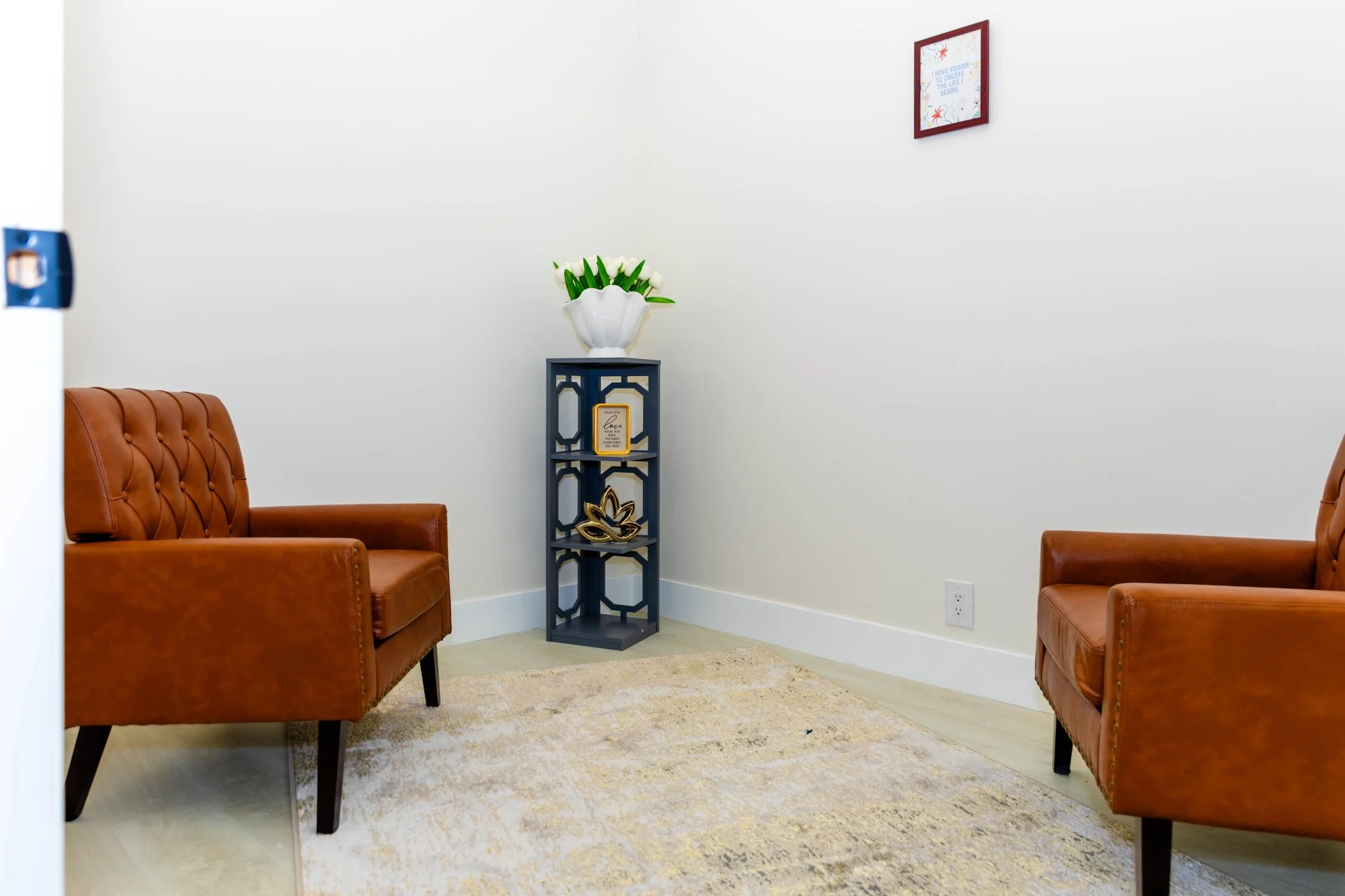 Psychiatrist in Reseda, CA – counseling office at Uriel Behavioral Wellness